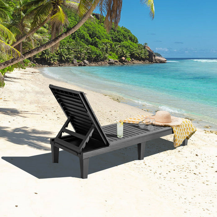 Beach Recliner Lounger - Adjustable Comfort Chair for Sunbathing and Beach Leisure - Ideal for Relaxation Enthusiasts and Beach-Goers