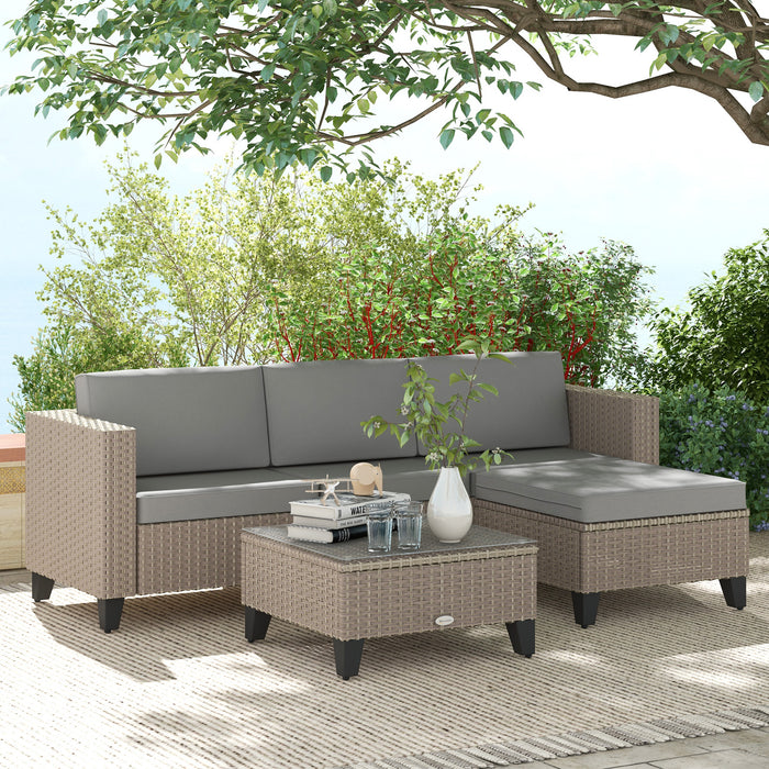 5-Piece Rattan Patio Set - Corner Sofa, Footstools & Coffee Table Ensemble - Elegant Outdoor Seating for Poolside Comfort in Brown