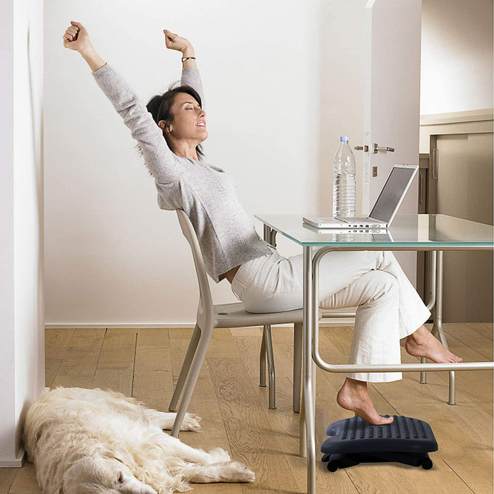 Ergonomic Footrest with Adjustable Height and Tilting Angle - Sturdy Platform for Home Office Comfort - Ideal for Enhanced Posture and Stress Relief