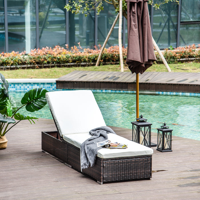 Rattan Recliner Lounger - Adjustable Wicker Sun Bed Chair with Reclining Feature - Perfect for Patio, Garden Relaxation